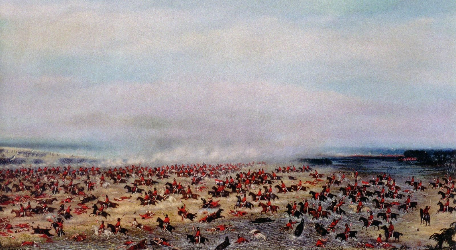 Pintura de uma planície com centenas de cavaleiros de vermelho em carga, fumaça de fogo ao fundo e uma faixa de água e palmeiras à direita